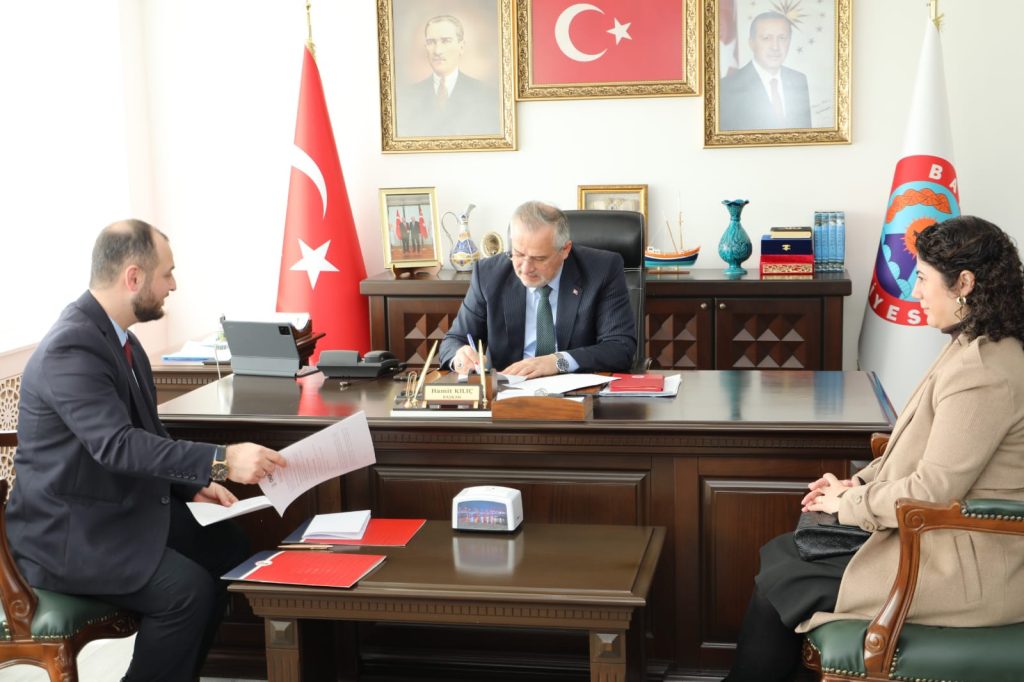 Bafra Belediyesi OKAF’26 için destek verdi