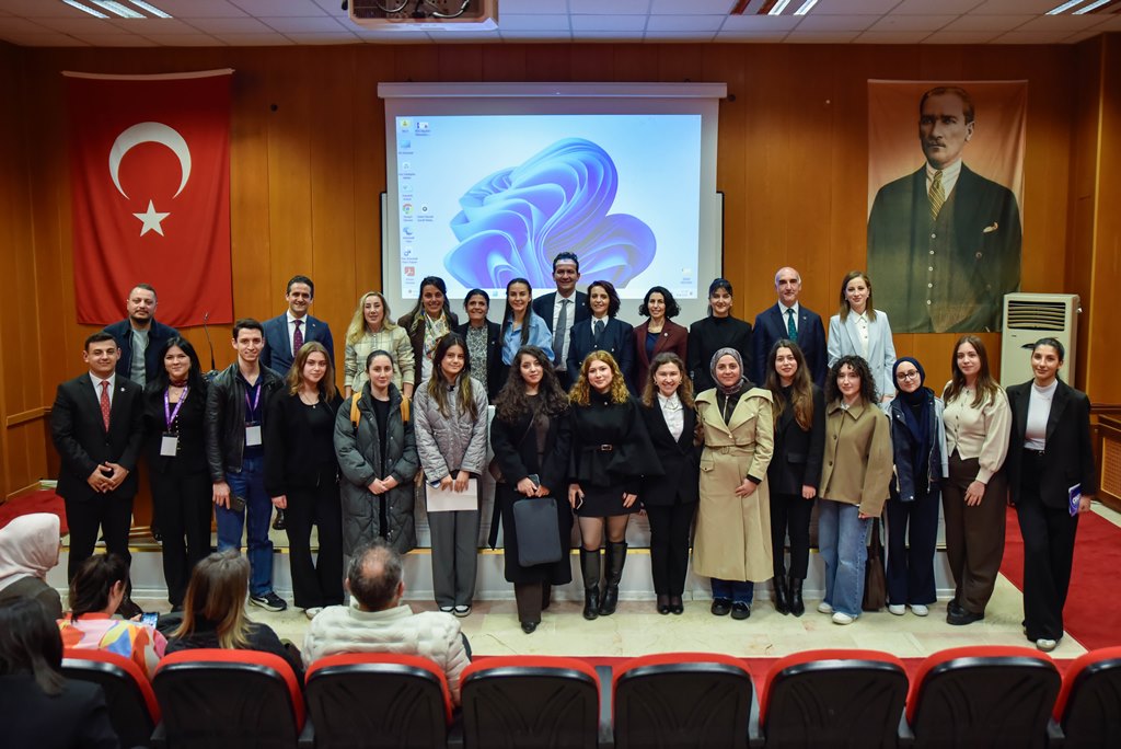 OKAF’26’da “Üreten Kadınlar, Dönüşen Hayatlar” söyleşisi gerçekleştirildi