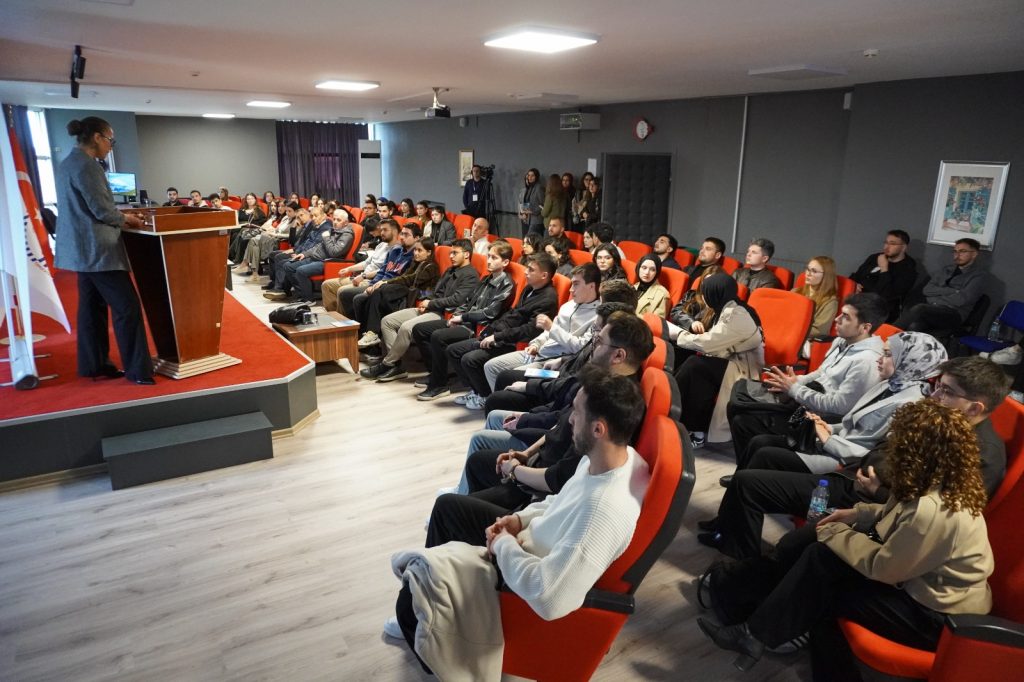 Geleceğin hukukçuları OKAF’ta bir araya geldi